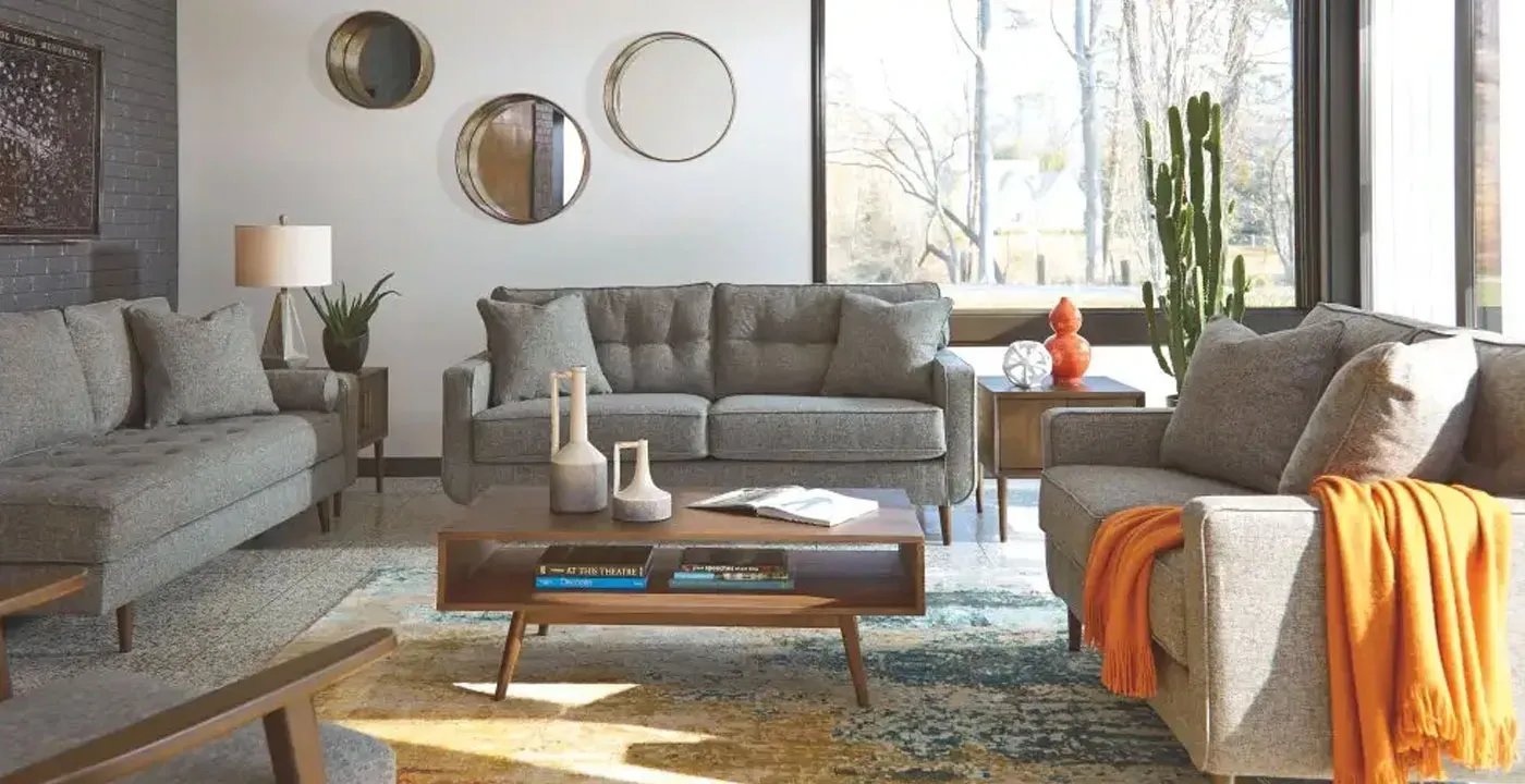 inside of washer with agitator